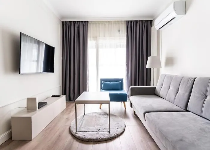 Urban Chic - Mennica - Center *