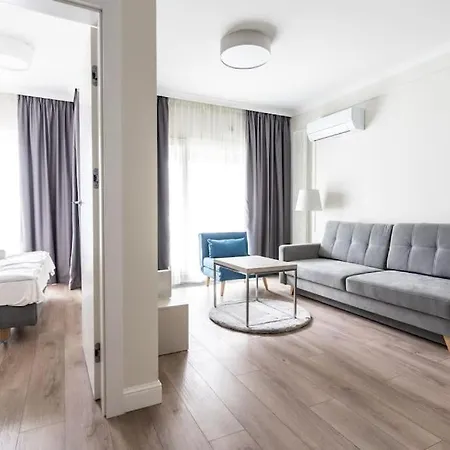 Urban Chic - Mennica - Center * Warsaw