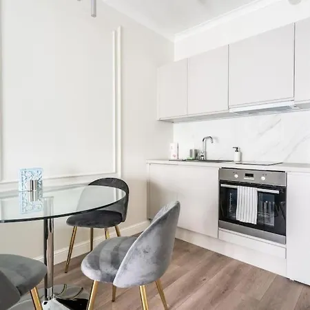 Urban Chic - Mennica - Center Apartment